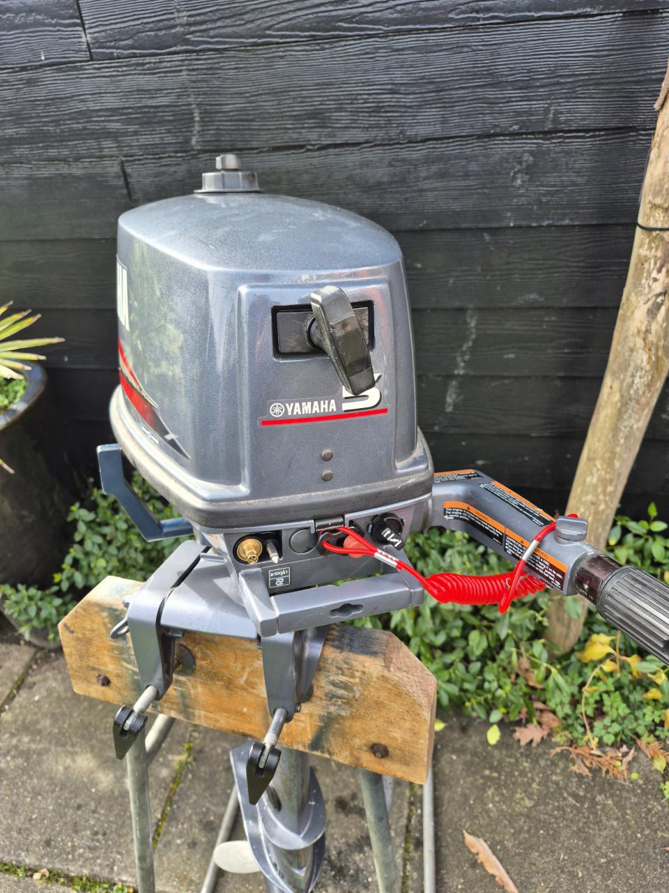 Yamaha 5 pk tweetakt kortstaart