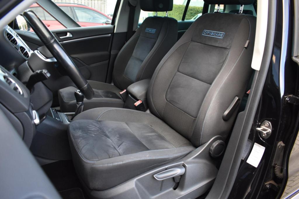 Volkswagen Tiguan 1.4 tsi r-line lm | trekhaak | xenon | led | stoelverwarm