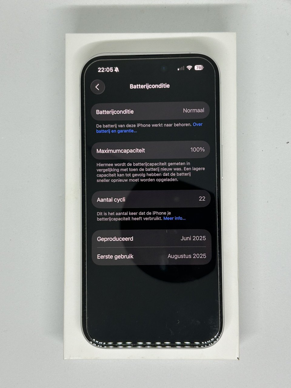 IPhone 16  wit  128GB