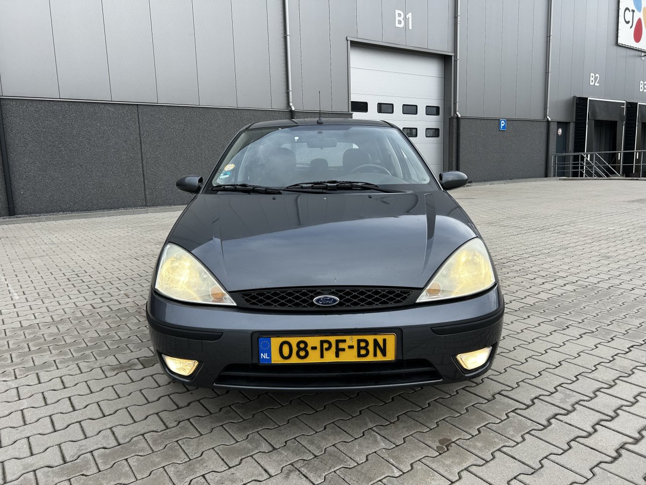 Ford Focus 1.6-16V Ambiente/INRUILKOOPJE/AIRCO
