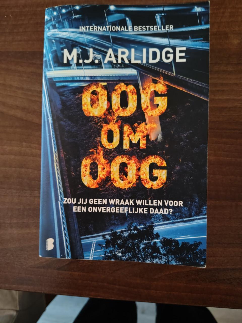 Oog om oog   M.J.Arlidge