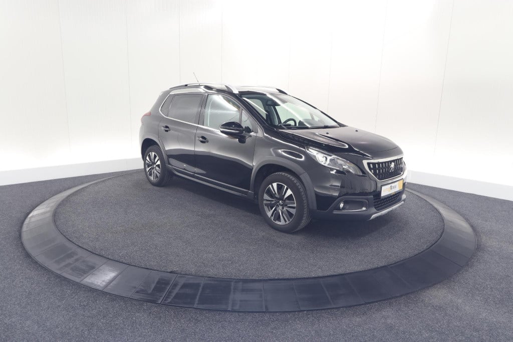 Peugeot 2008 puretech 110 allure | panoramadak | navigatie | camera | parke