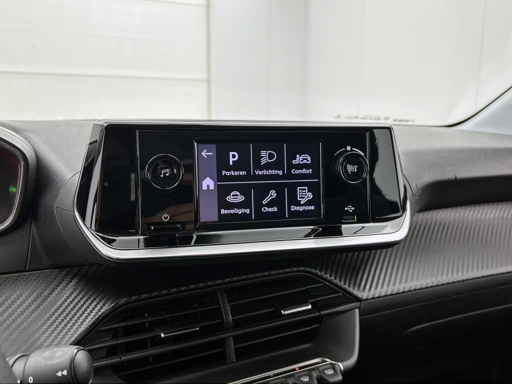Peugeot 208 75 pk like | rijklaar