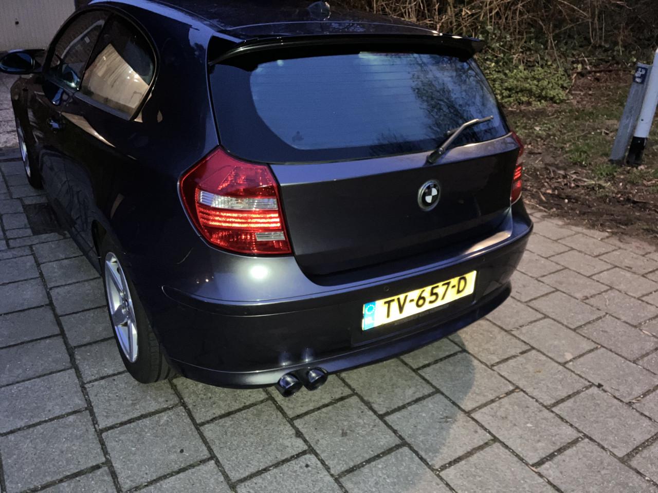BMW 1-Serie 2.0 118I 3DR 2007 Grijs