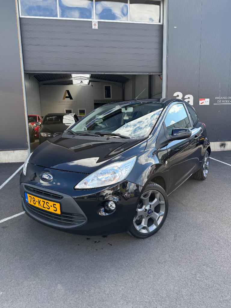 Ford KA 1.2 titanium - airco - nieuwe distributie