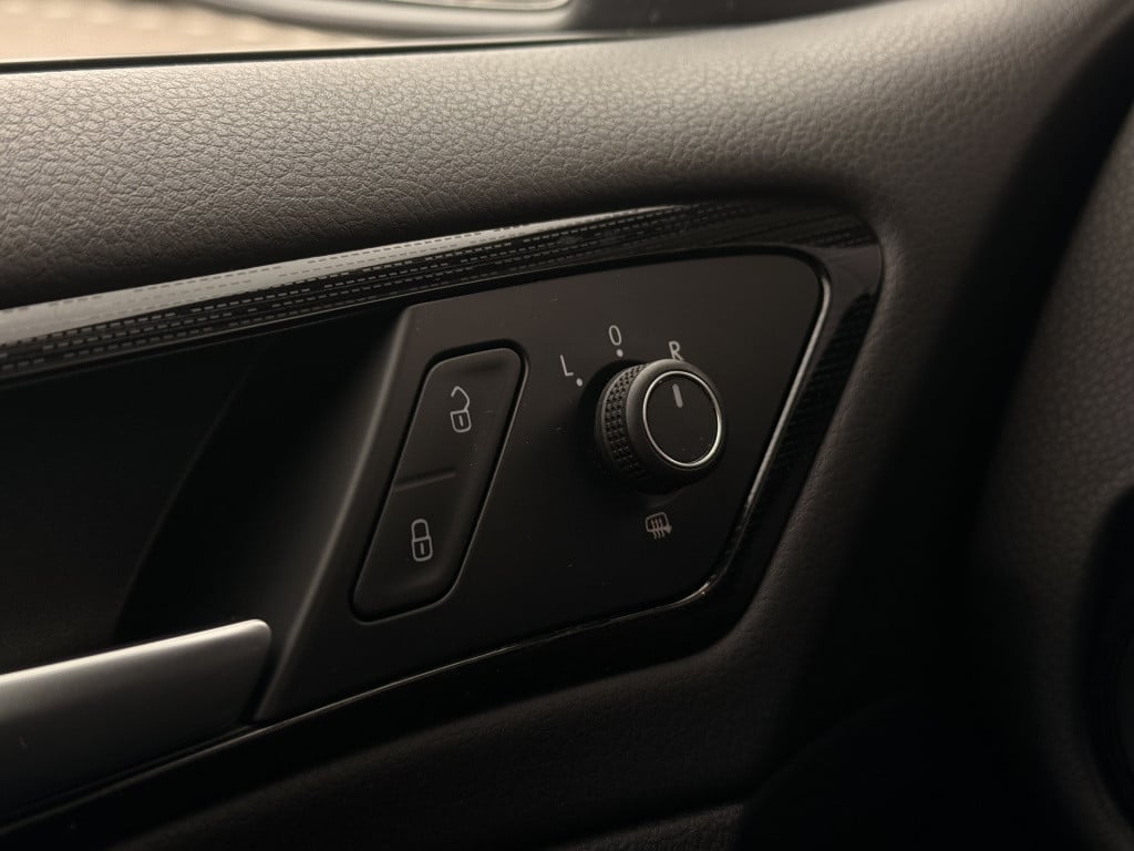 Volkswagen Golf variant 1.4 tsi highline | led | acc | massage | stoelverwa