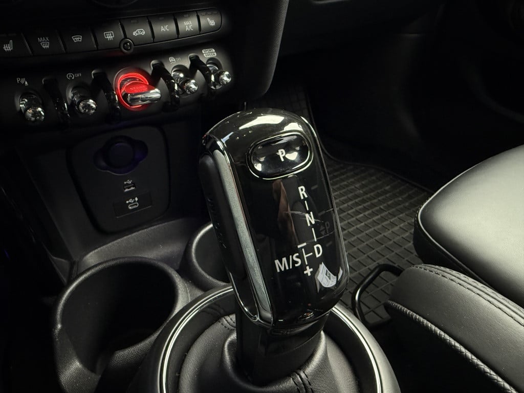 Mini Cooper mini 2.0 // serious business pack // nieuwstaat // 5 deurs /