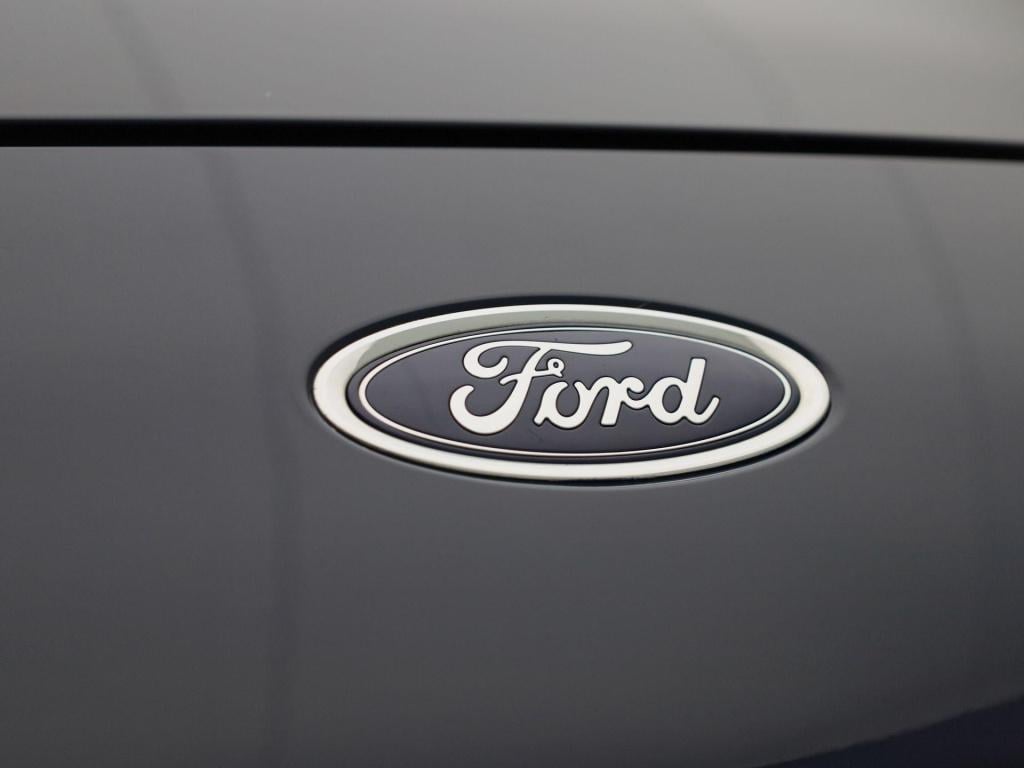 Ford Focus wagon 1.0 ecoboost trend edition business | apple carplay / andr