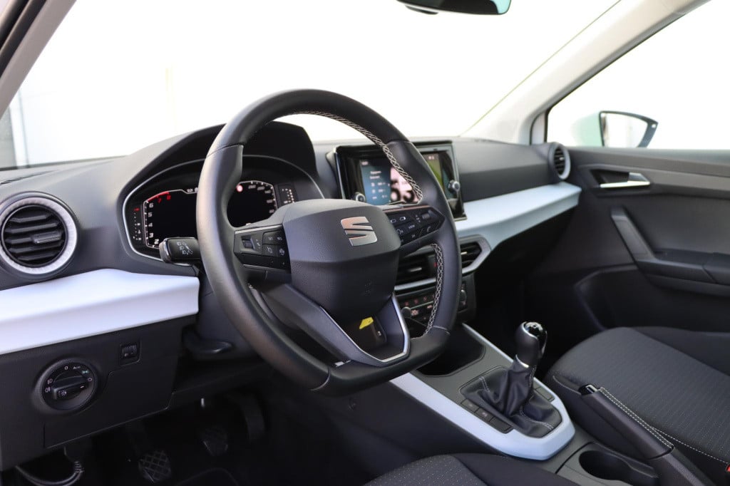 Seat Arona 1.0 ecotsi style business connect