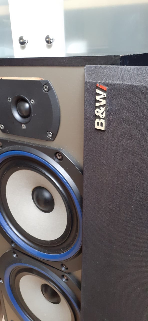 2 stuks B&W 220i vintage speakers