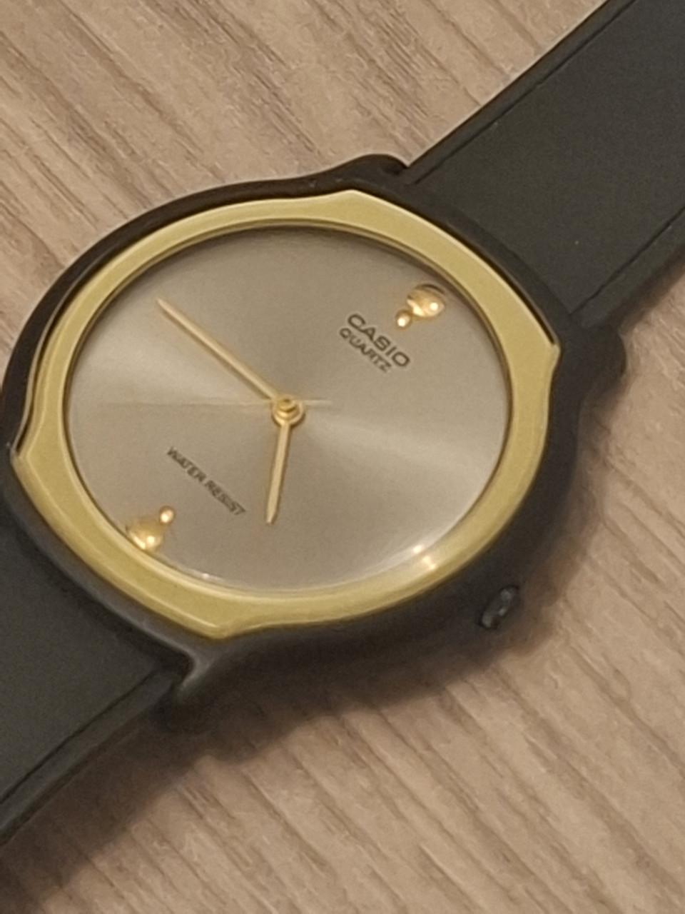 Casio vintage Quartz horloge