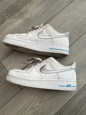 Nike air sneakers