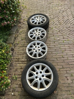 Kia Velgen 16 inch (zonder banden)