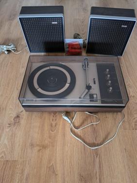 Platenspeler Type Philips 715 compleet.