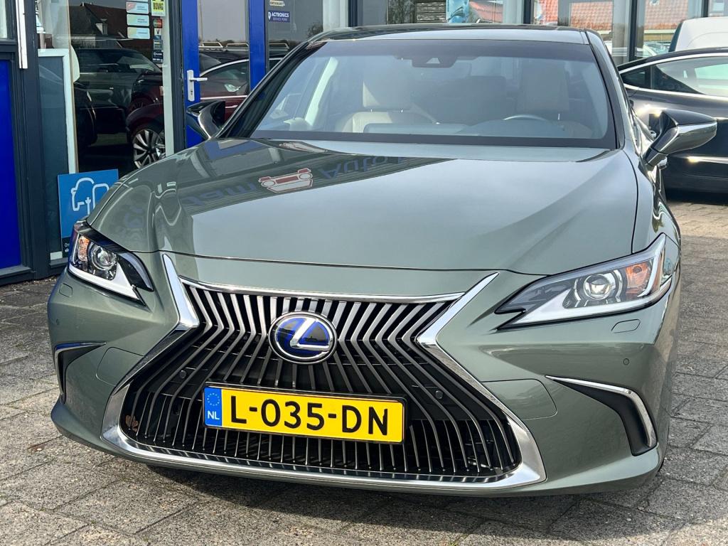 Lexus Es 300h luxury line , elektrisch panodak enz..