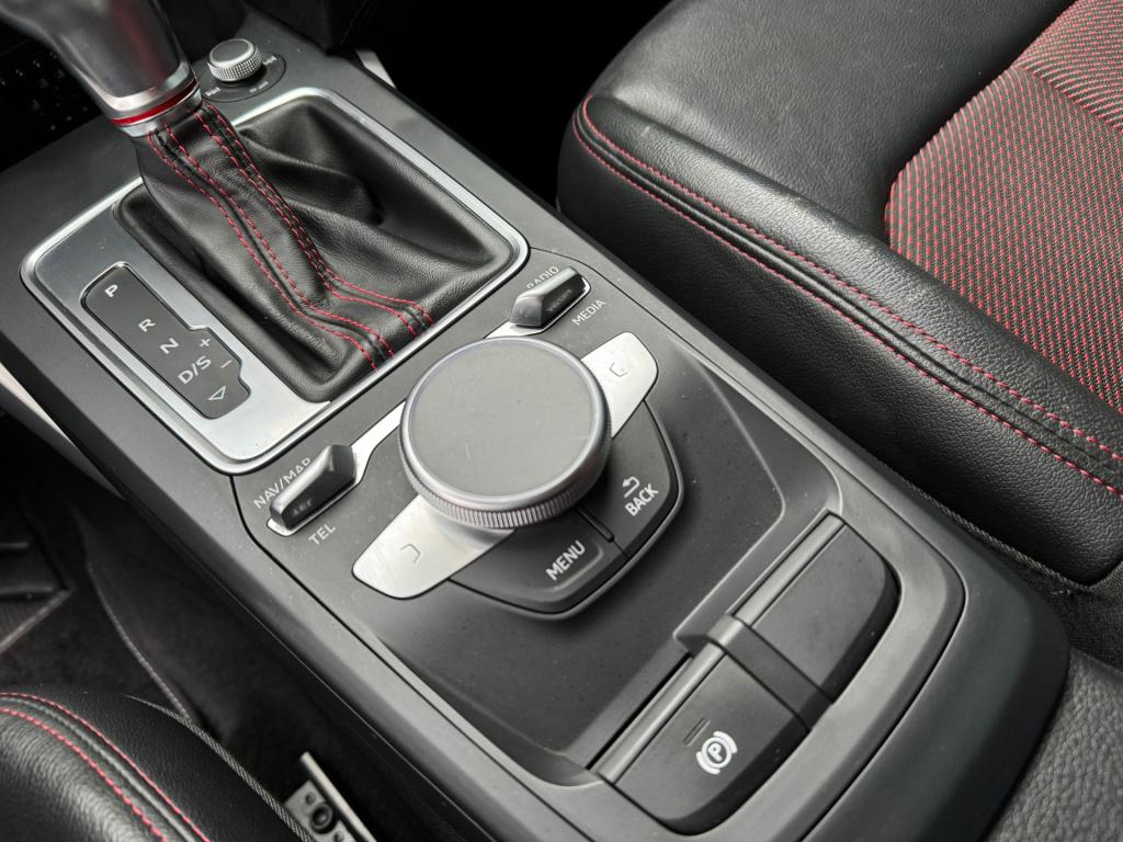 Audi Q2 2.0 tfsi sq2 * virtual cockpit * black pack * navigatie * stoelverw