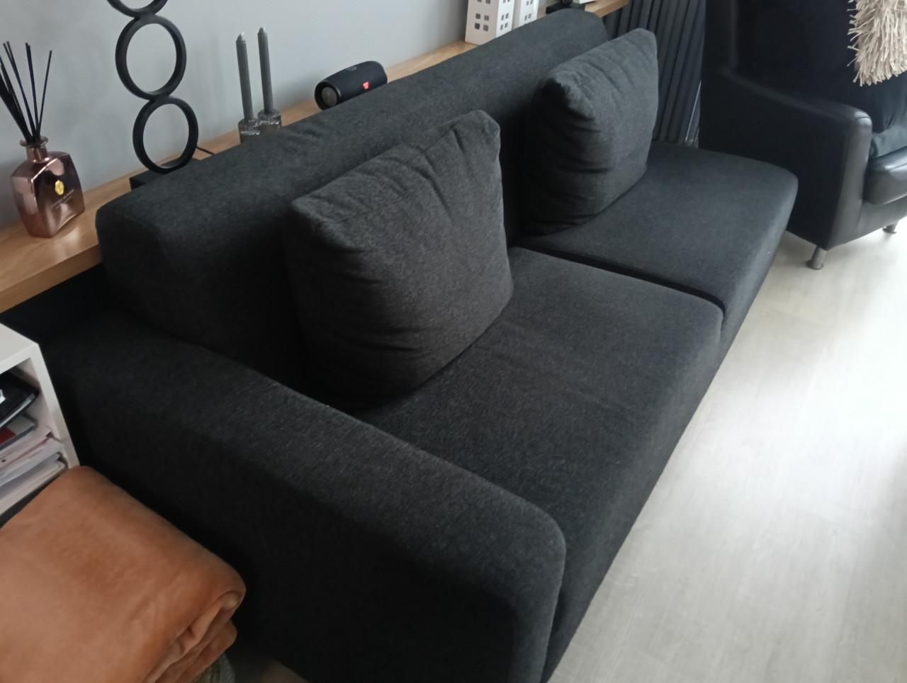 Hoekbank Zwart. GRATIS AFHALEN