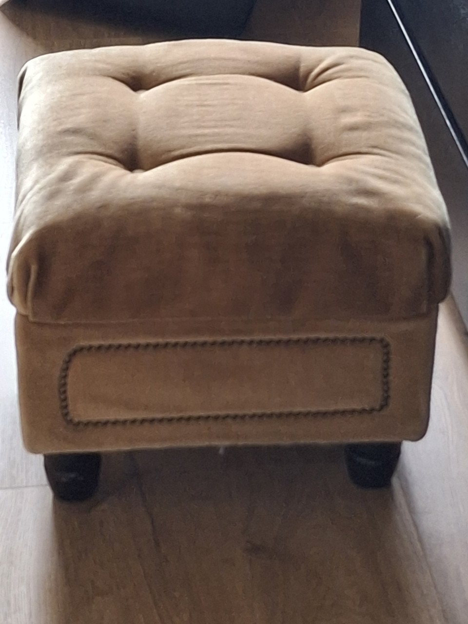 Leuke vintage poef
