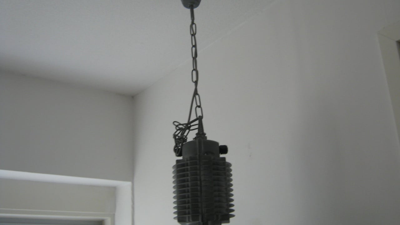 TE KOOP 2X SUPER GROOTE INDUSTRUELE LAMPEN VOOR 50 EURO