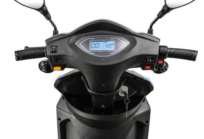 Iva E1000 scootmobiel. Nu met gratis koffer !!