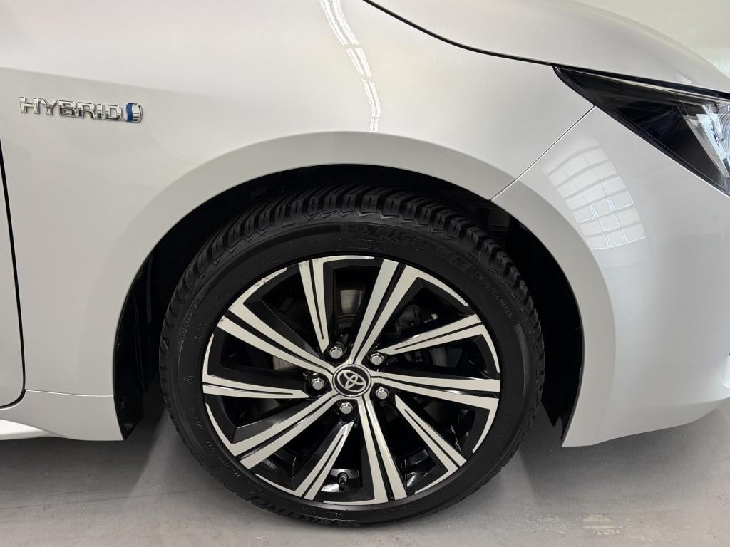 Toyota Corolla Touring Sports 1.8 hybrid dynamic