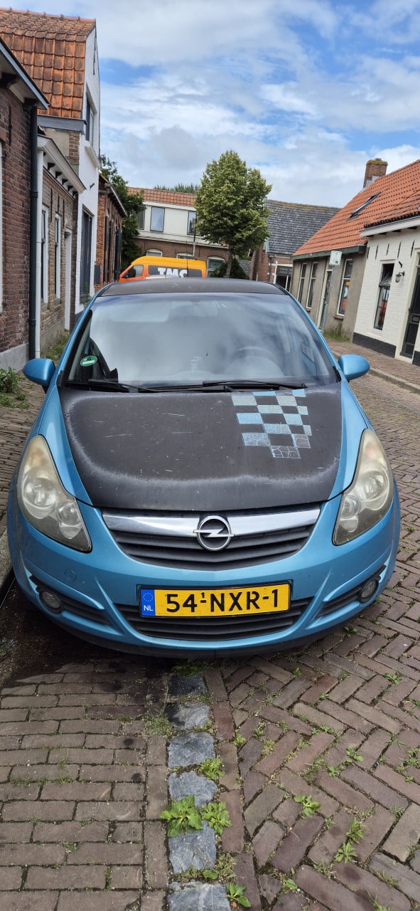 Opel corsa 1.3 cdti uit 2010 met jaar apk