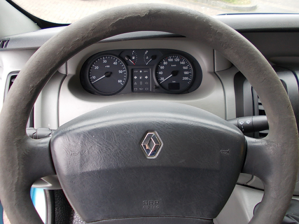 Renault Trafic 1.9 dci l2/h1 dc dubbele cabine airco