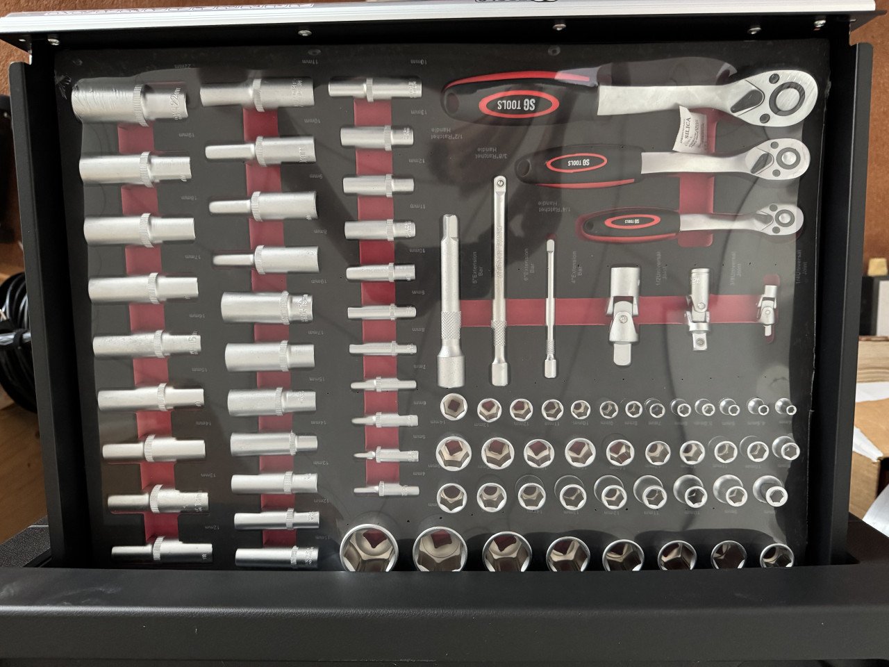 Stahlgruppe SG-257 Gevulde gereedschapswagen Nieuw