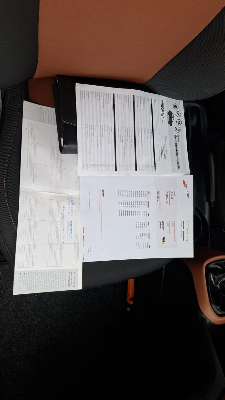 Hyundai I10 1.0 I-Motion Comfort Plus 5deurs bj:2013 airco i.z.g.st