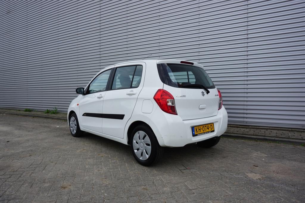 Suzuki Celerio 1.0 style airco / elektr. ramen / nap / nieuwe apk!!