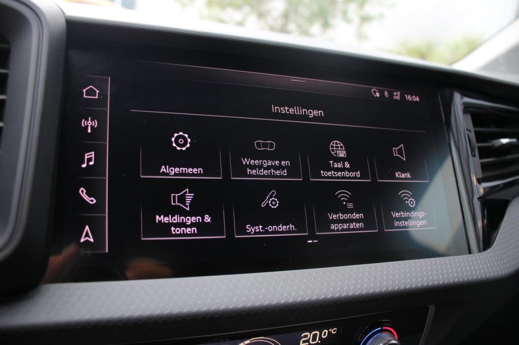 Audi A1 Sportback 30 tfsi s line - virtual - led - matrix - cruise - carpla