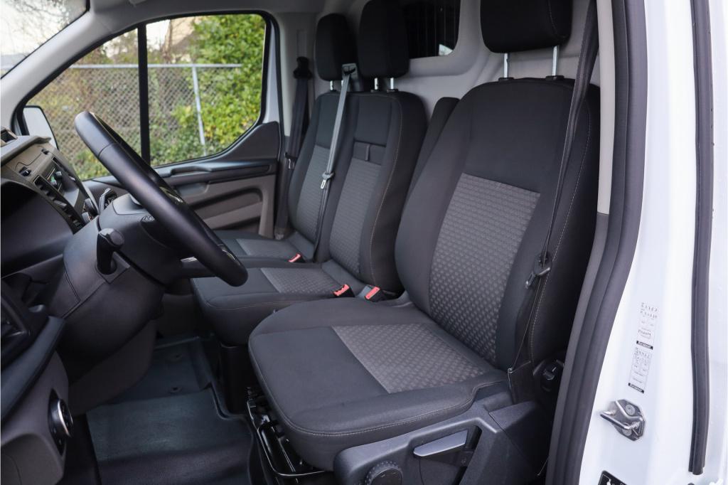 Ford Transit Custom 300 2.0 tdci l2h1 trend ac i trekhaak i cr.contr i stoe