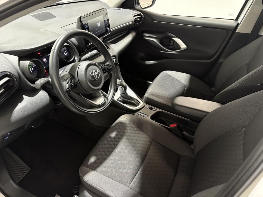 Toyota Yaris 1.5 hybrid dynamic