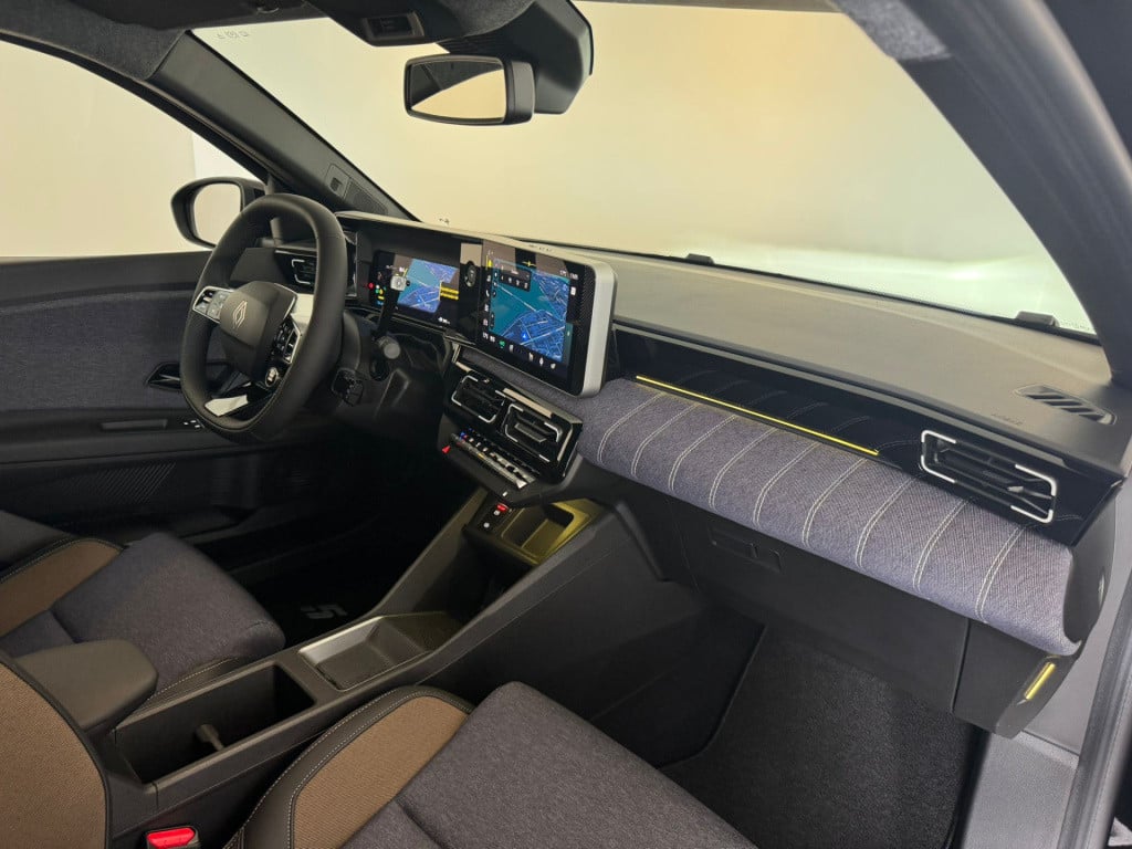 Renault 5 comfort range techno 52 kwh
