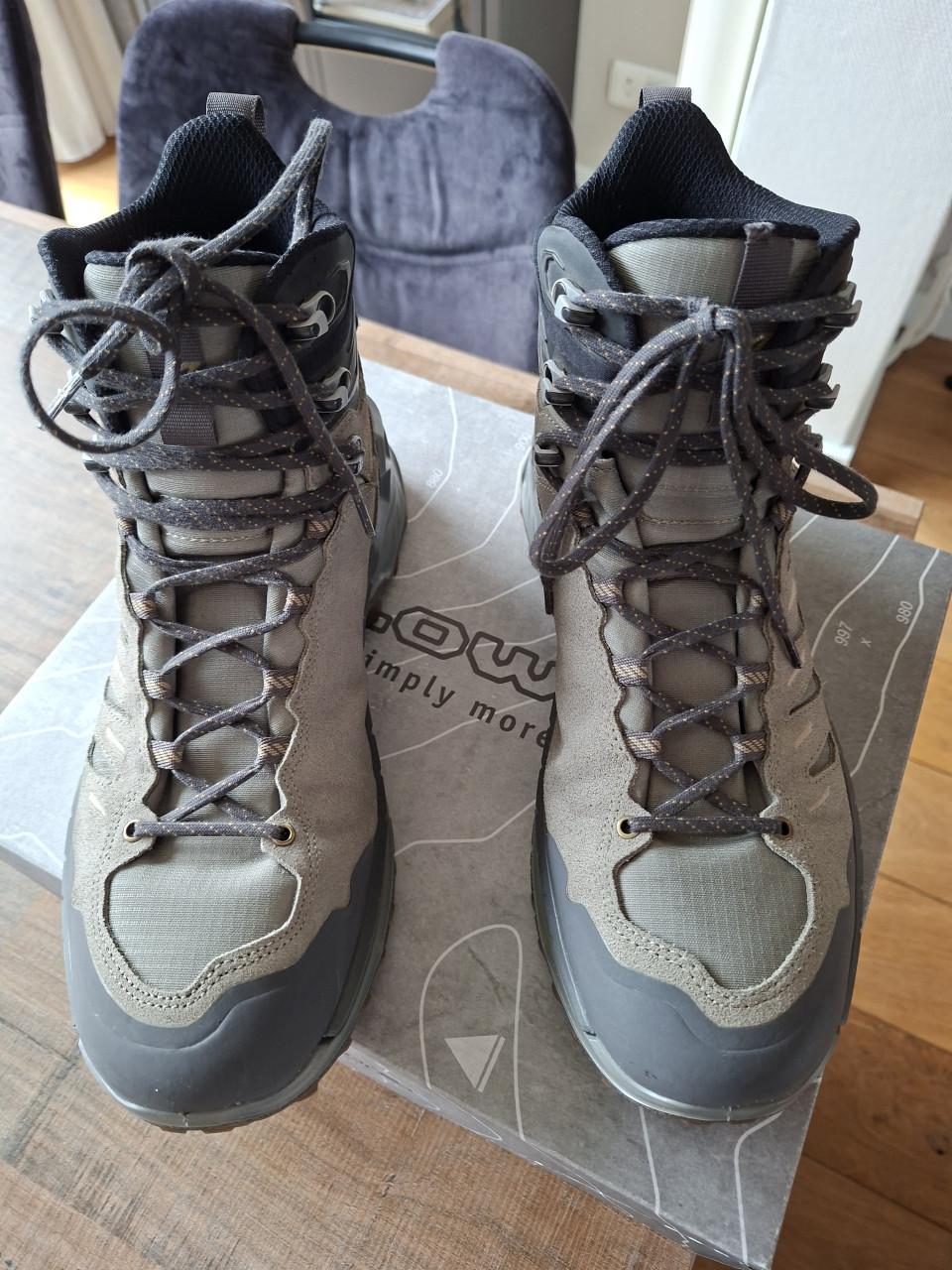 Lowa wandelschoenen