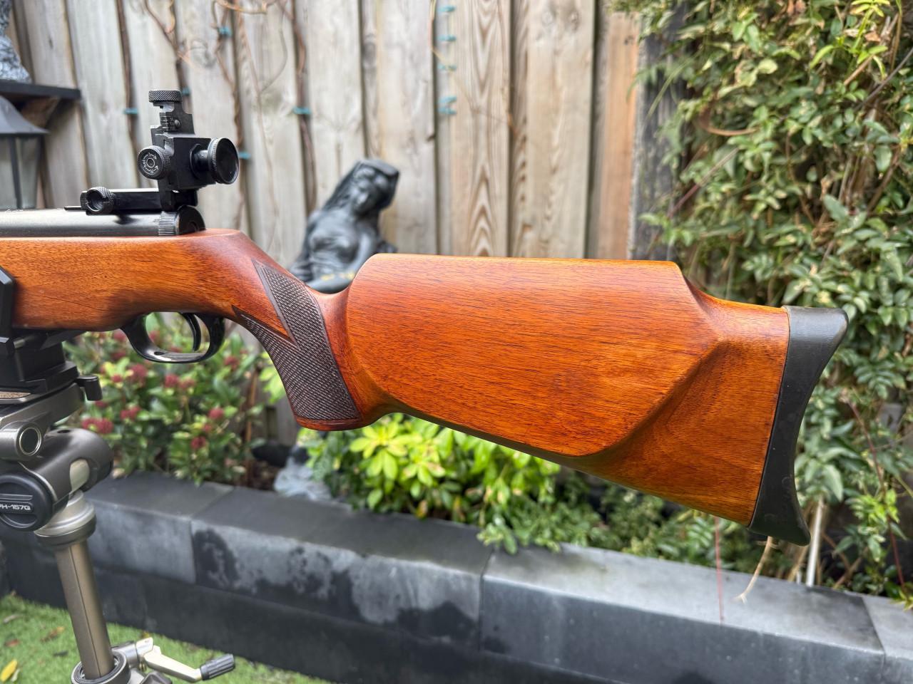 Luchtbuks 4,5 mm Exclusief mooie Walther.