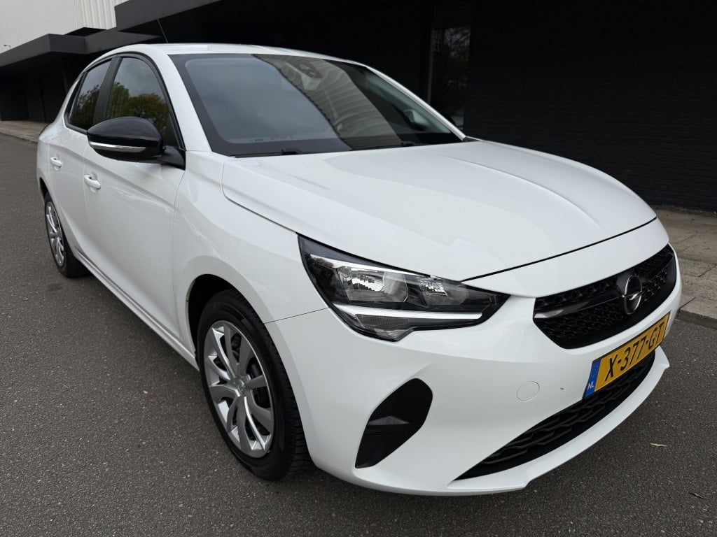Opel Corsa 1.2 edition // stoel & stuurverwarming //