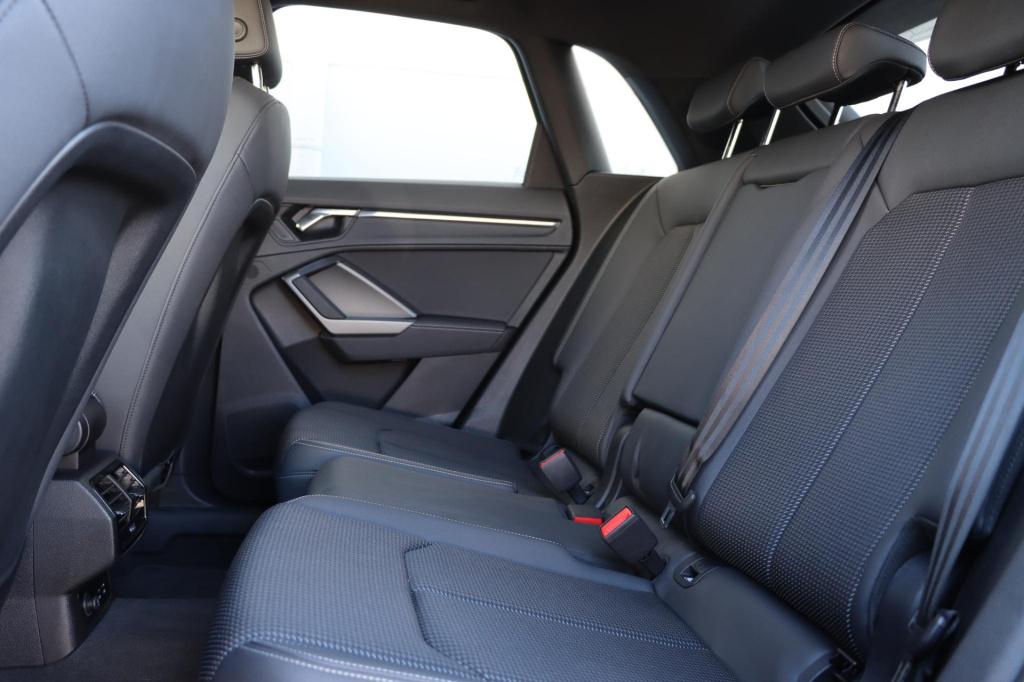 Audi Q3 45 tfsi e s edition 245pk s tronic