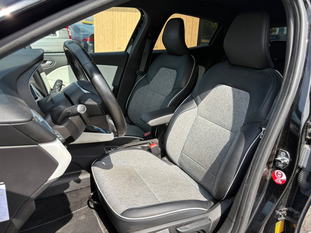 Renault Clio 1.6 e-tech hybrid 140 zen