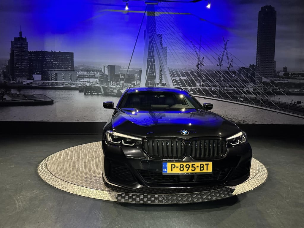 BMW 5 Serie touring 520i high executive m-pakket *camera*leer*