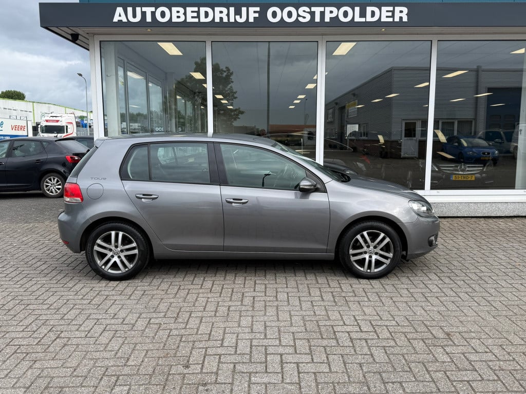 Volkswagen Golf 1.2 tsi tour