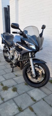 Yamaha Fazer 600
