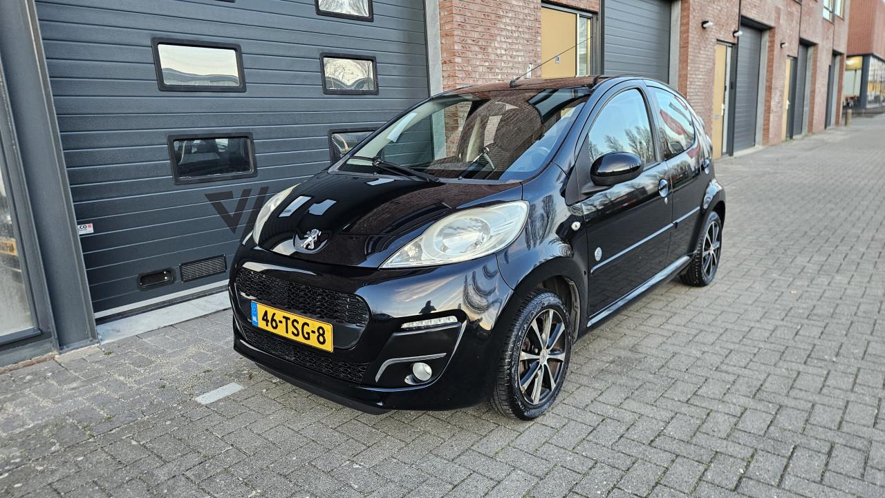 Zuinige en Luxe 5drs PEUGEOT 107 Envy 2012 / NL AUTO / 85.635 km !!