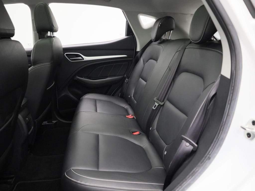 MG Zs Ev mg luxury 45 kwh