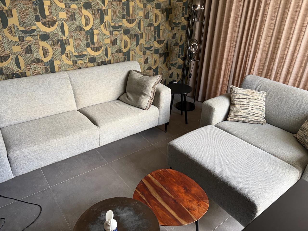 Zithoek Enzo Luca (bank, loveseat en poef)