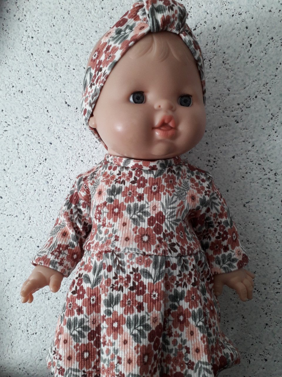 Poppenkleertjes babypop 34 cm