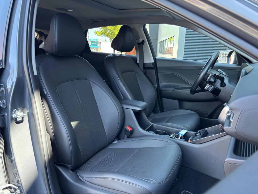 Hyundai Kona 1.6 gdi hev premium sky
