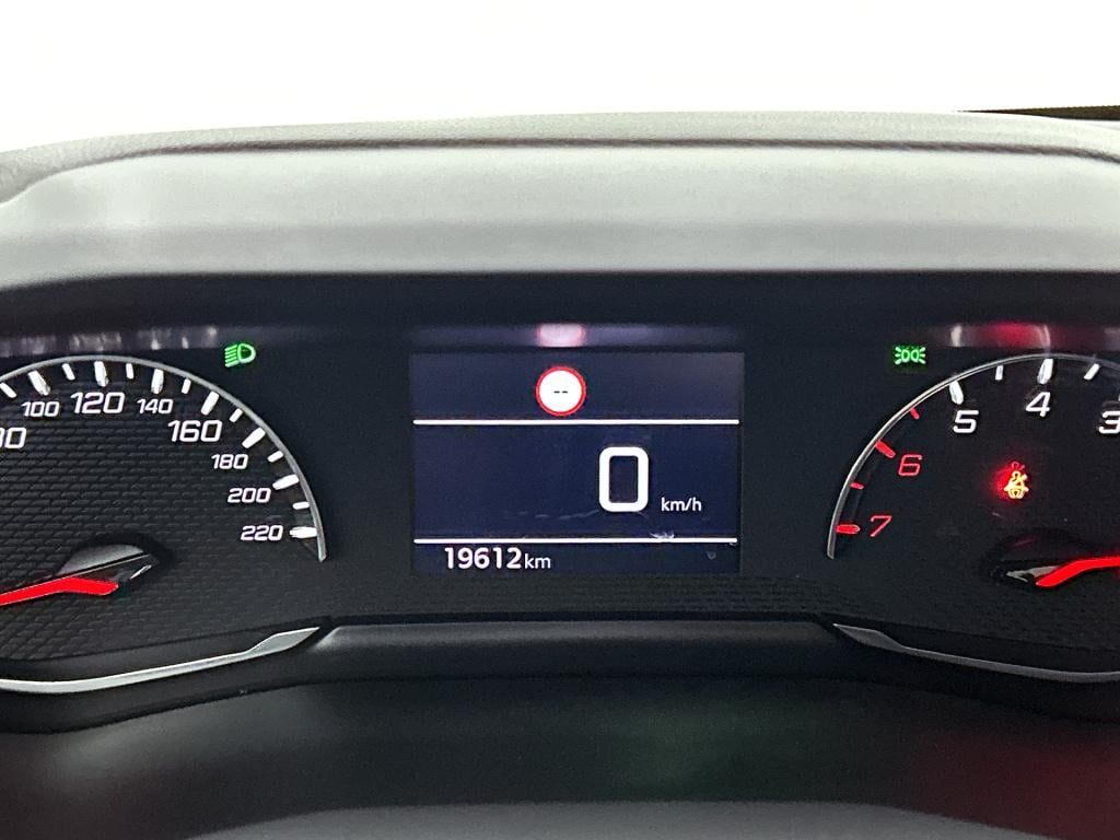 Peugeot 208 75 pk style | rijklaar | apple carplay / android auto | parkeer