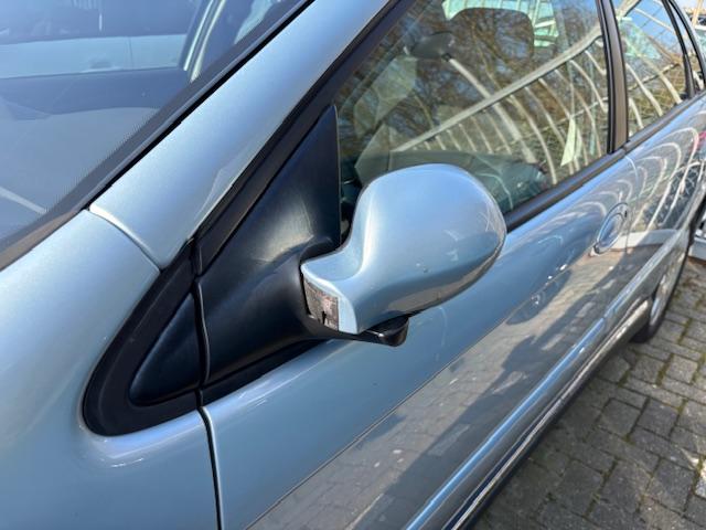 Citroen C5 berline 1.8-16v cool tech | airco | trekhaak | parkeerhulp voor 