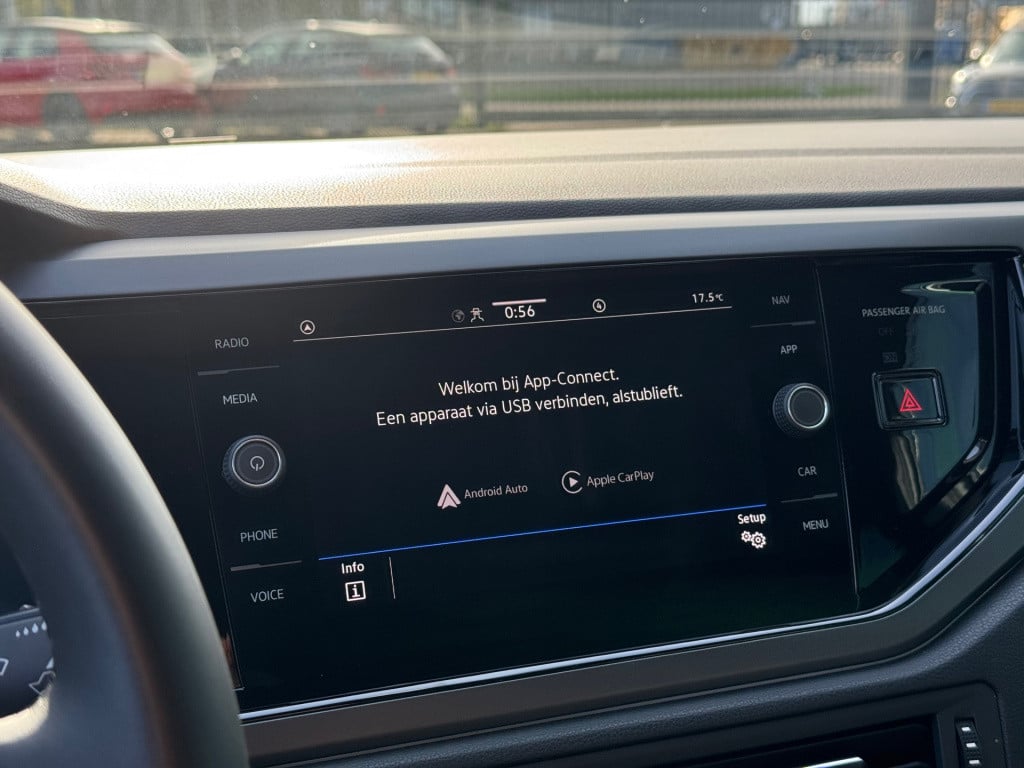 Volkswagen Taigo 1.0 tsi r-line * panoramadak * carplay * acc * clima